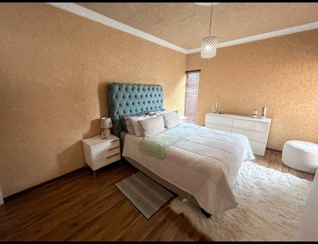 3 BEDROOM HOUSE TO LET IN VANDERBIJLPARK CW 3